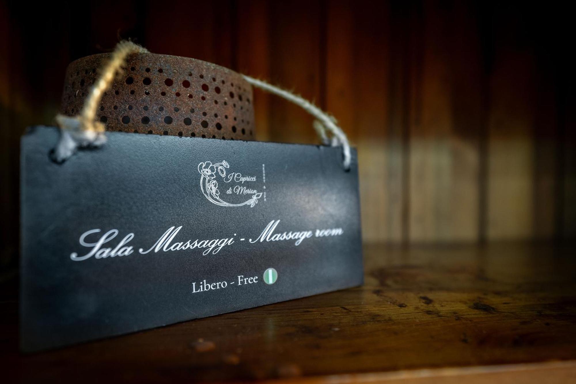 I Capricci Di Merion - Resort & Spa トゥオーロ・スル・トラジメーノ エクステリア 写真