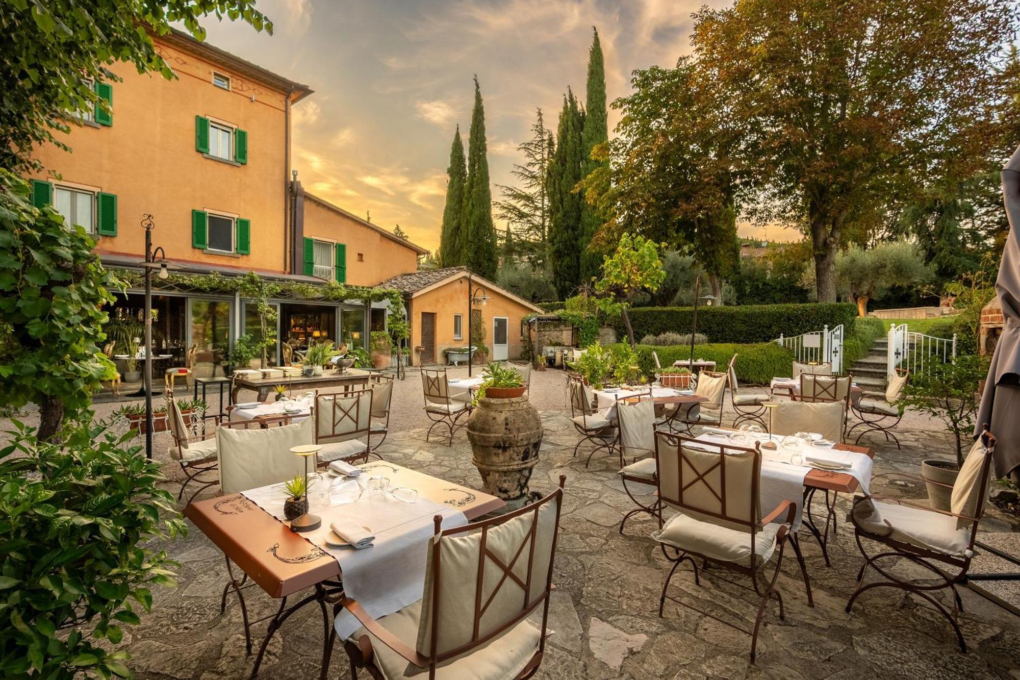 I Capricci Di Merion - Resort & Spa トゥオーロ・スル・トラジメーノ エクステリア 写真